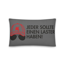 Lade das Bild in den Galerie-Viewer, Laster-Kissen grau